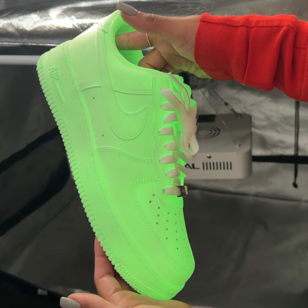 GLOW AF1 image 1
